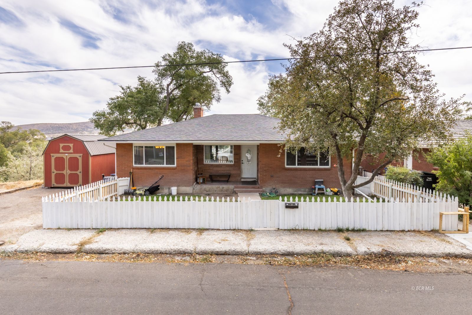 184 Court Street Property Photo 1