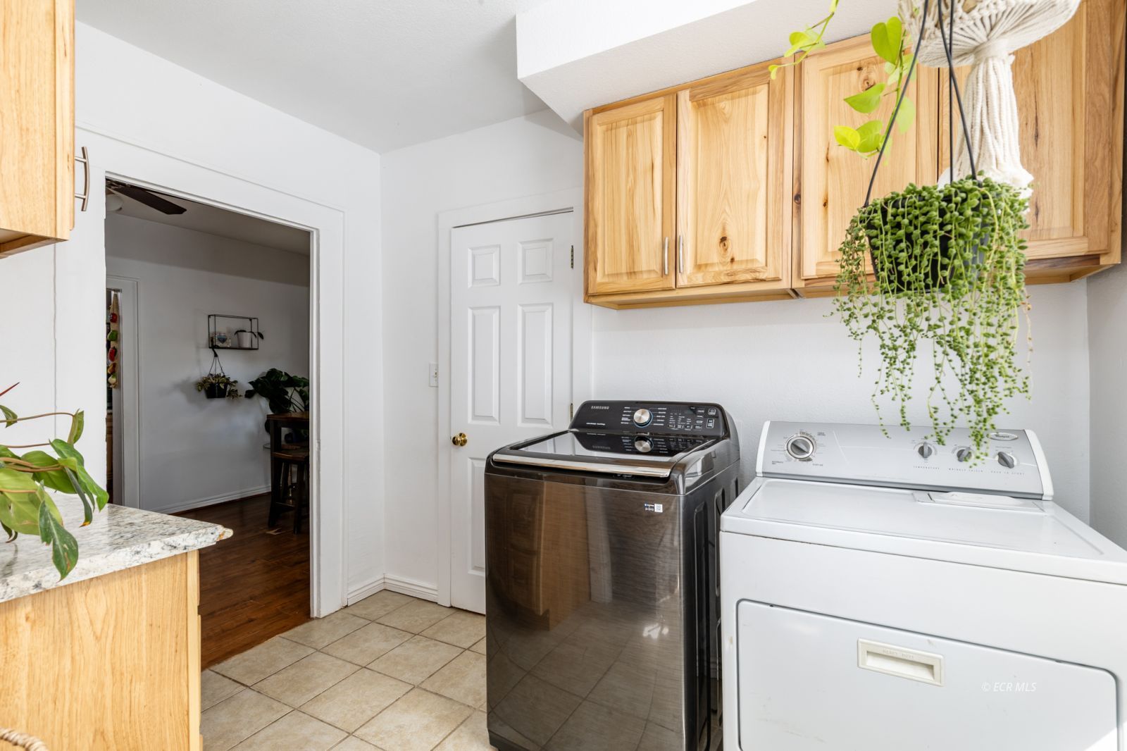 698 6th Street Property Photo 13