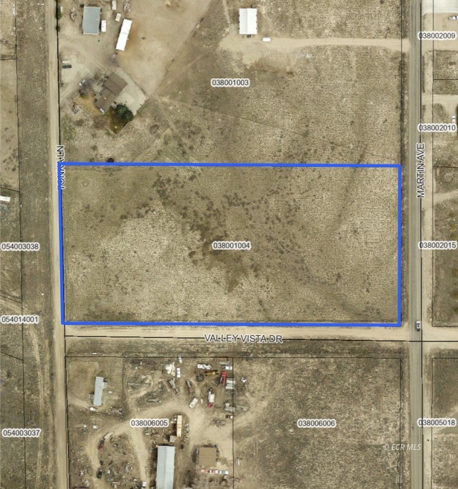 204 Tonka Lane Property Photo 2