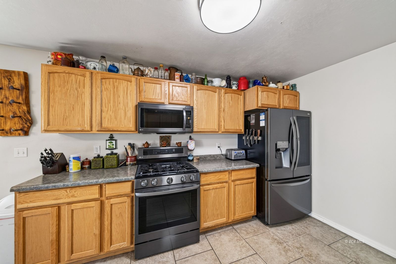 654 Wolcott Drive Property Photo 15