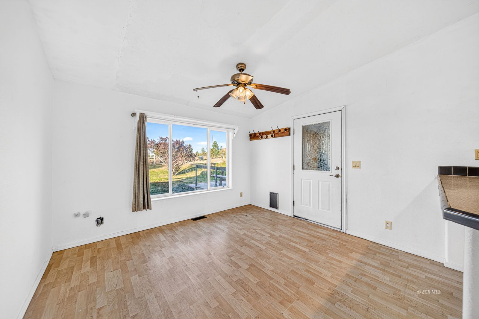 3884 Adobe Ranchos Drive Property Photo 4