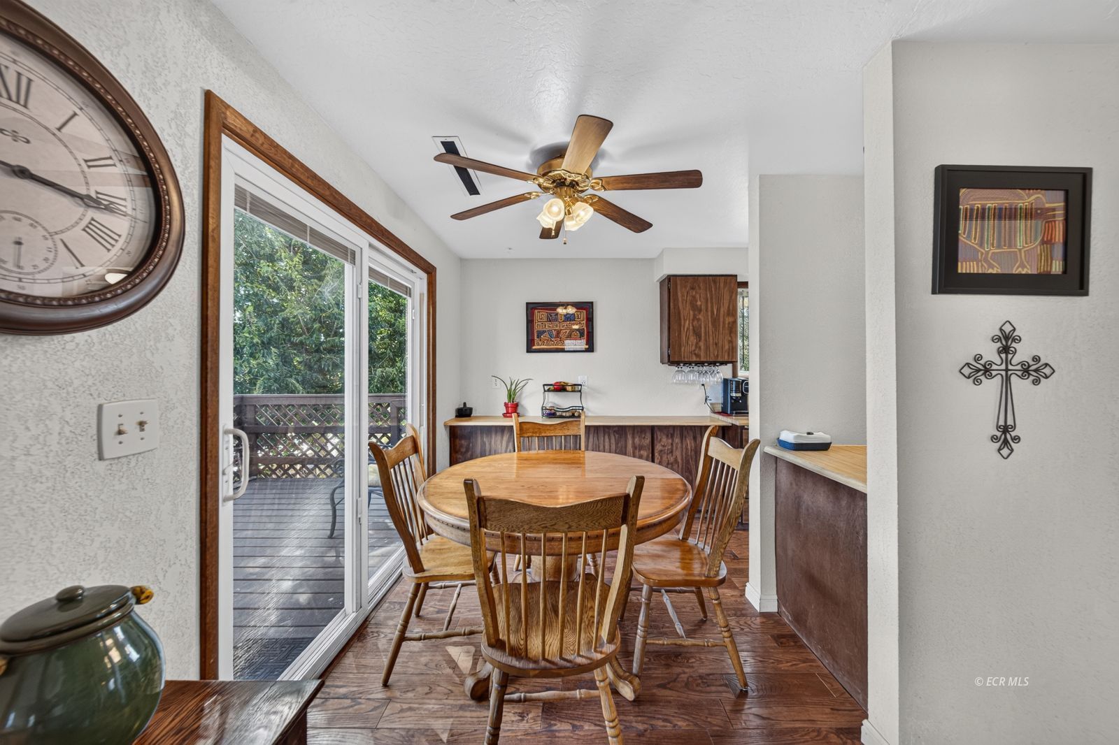 588 Spring Valley Court Property Photo 11