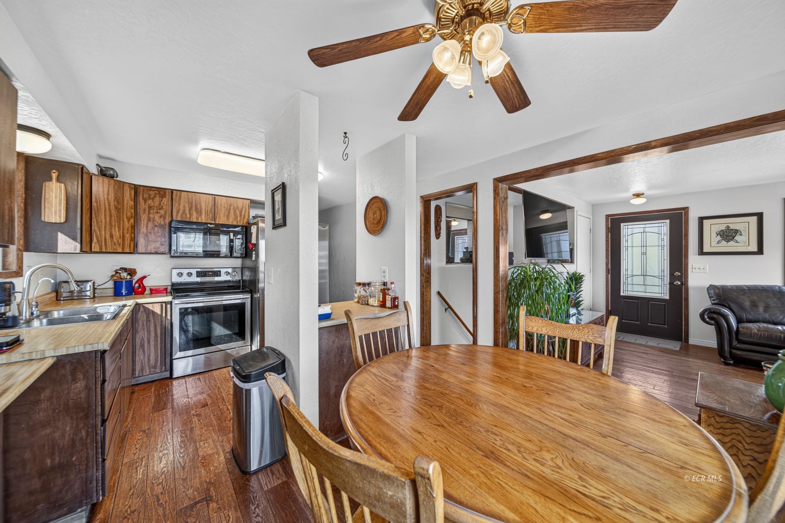 588 Spring Valley Court Property Photo 13