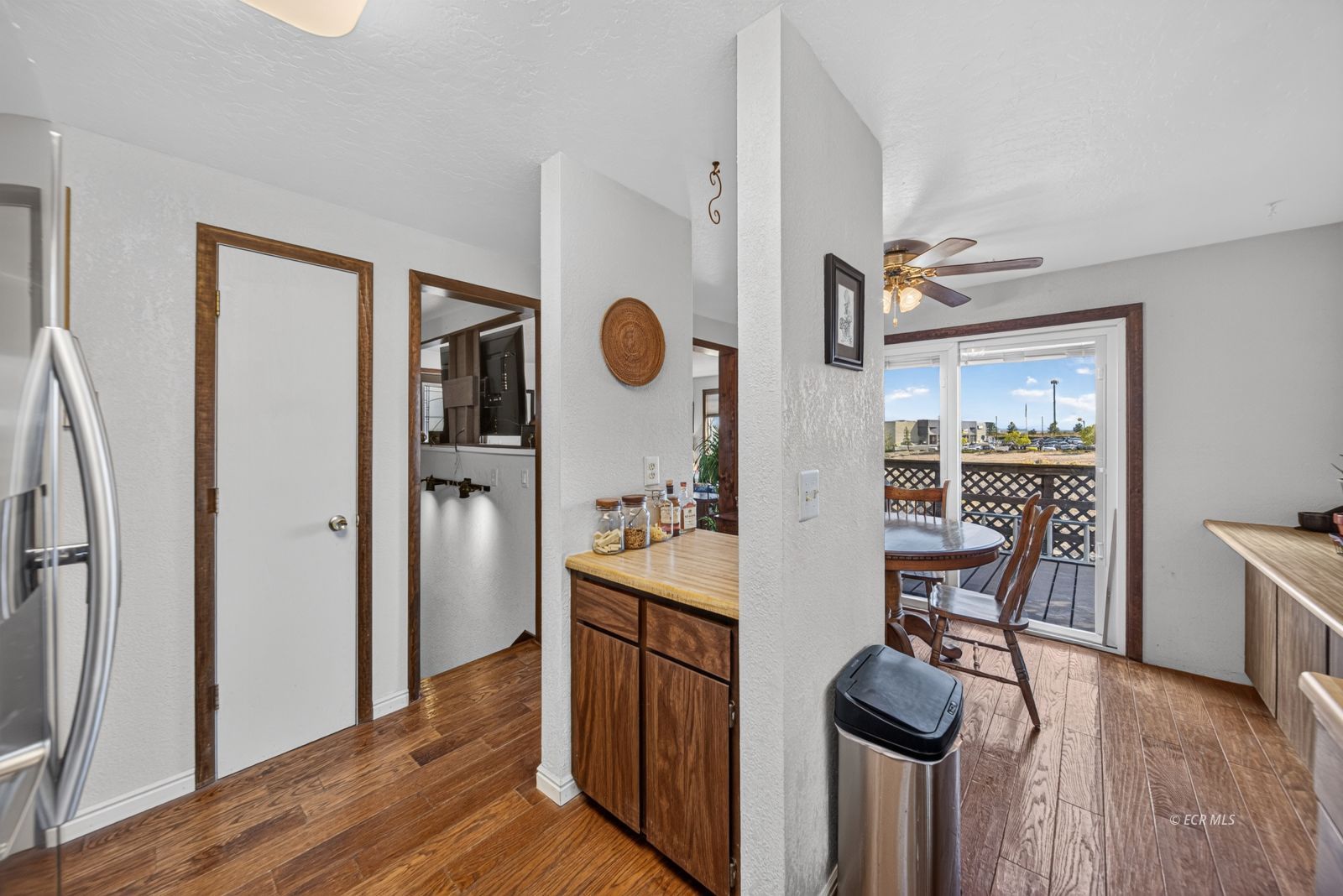 588 Spring Valley Court Property Photo 17