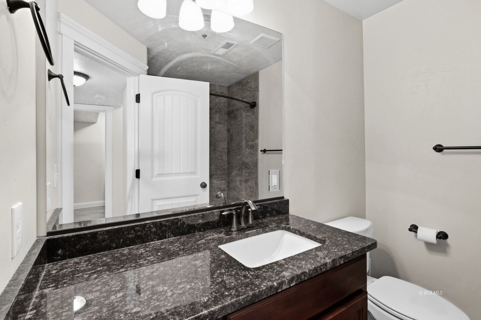 279 Flora Drive Property Photo 22