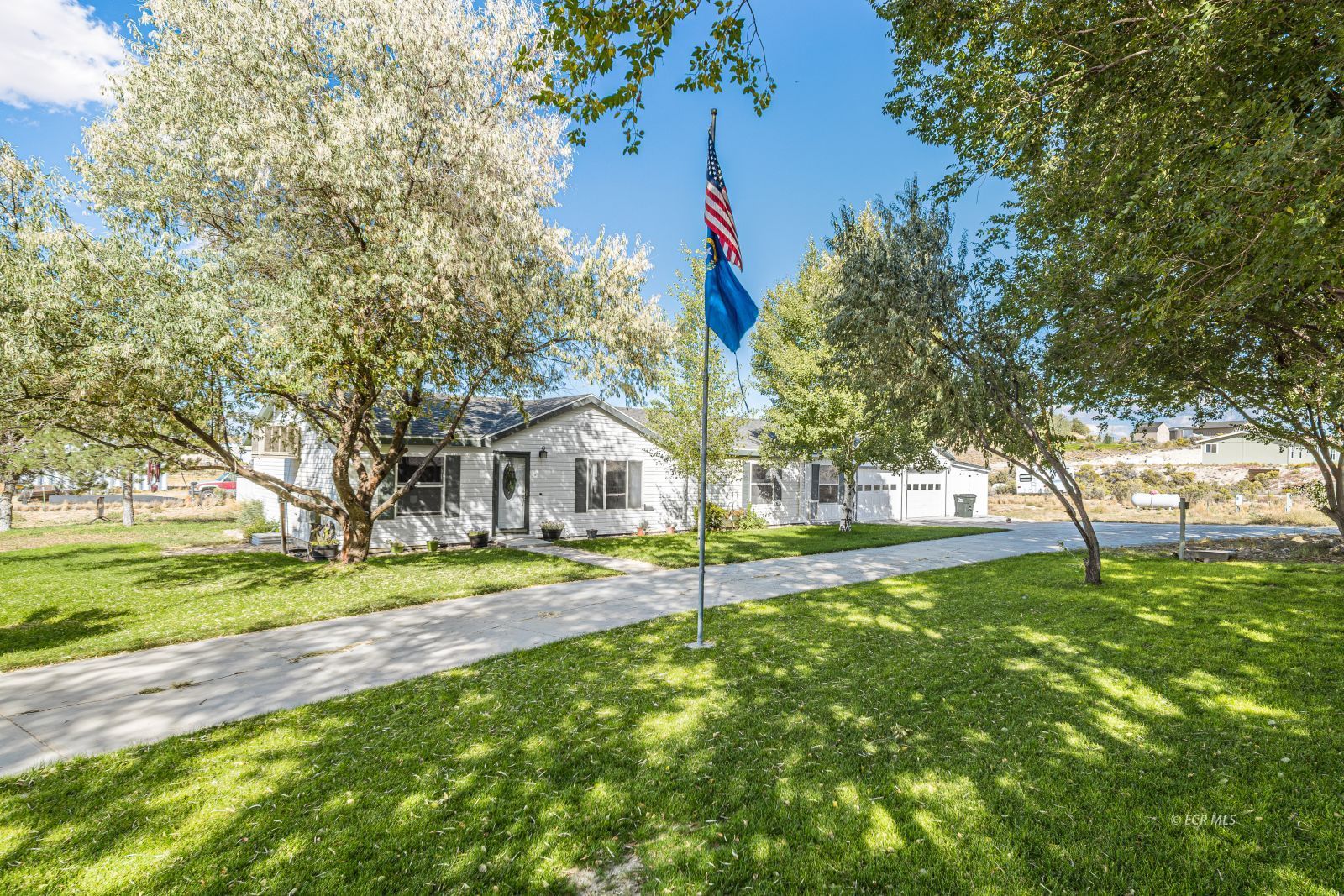 125 Sage Lake Drive Property Photo 1