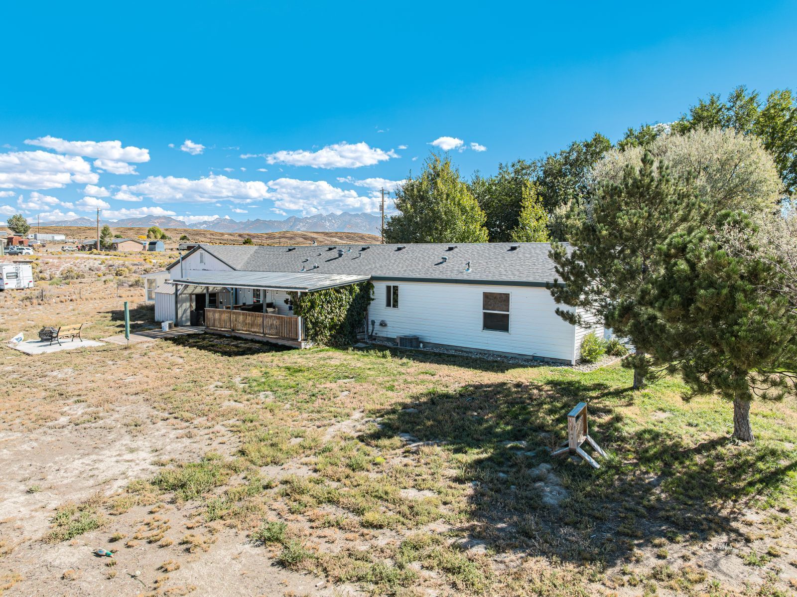 125 Sage Lake Drive Property Photo 37