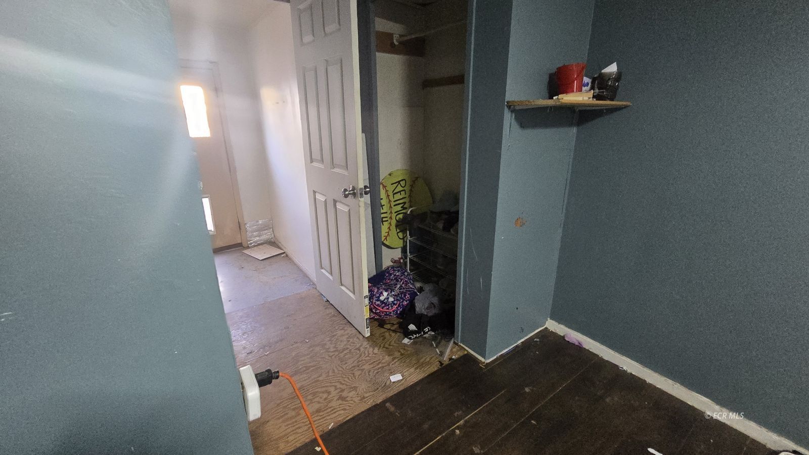 988 College Avenue Property Photo 26