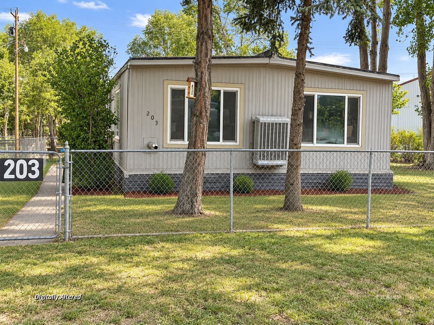 203 Hamilton Street Property Photo 2