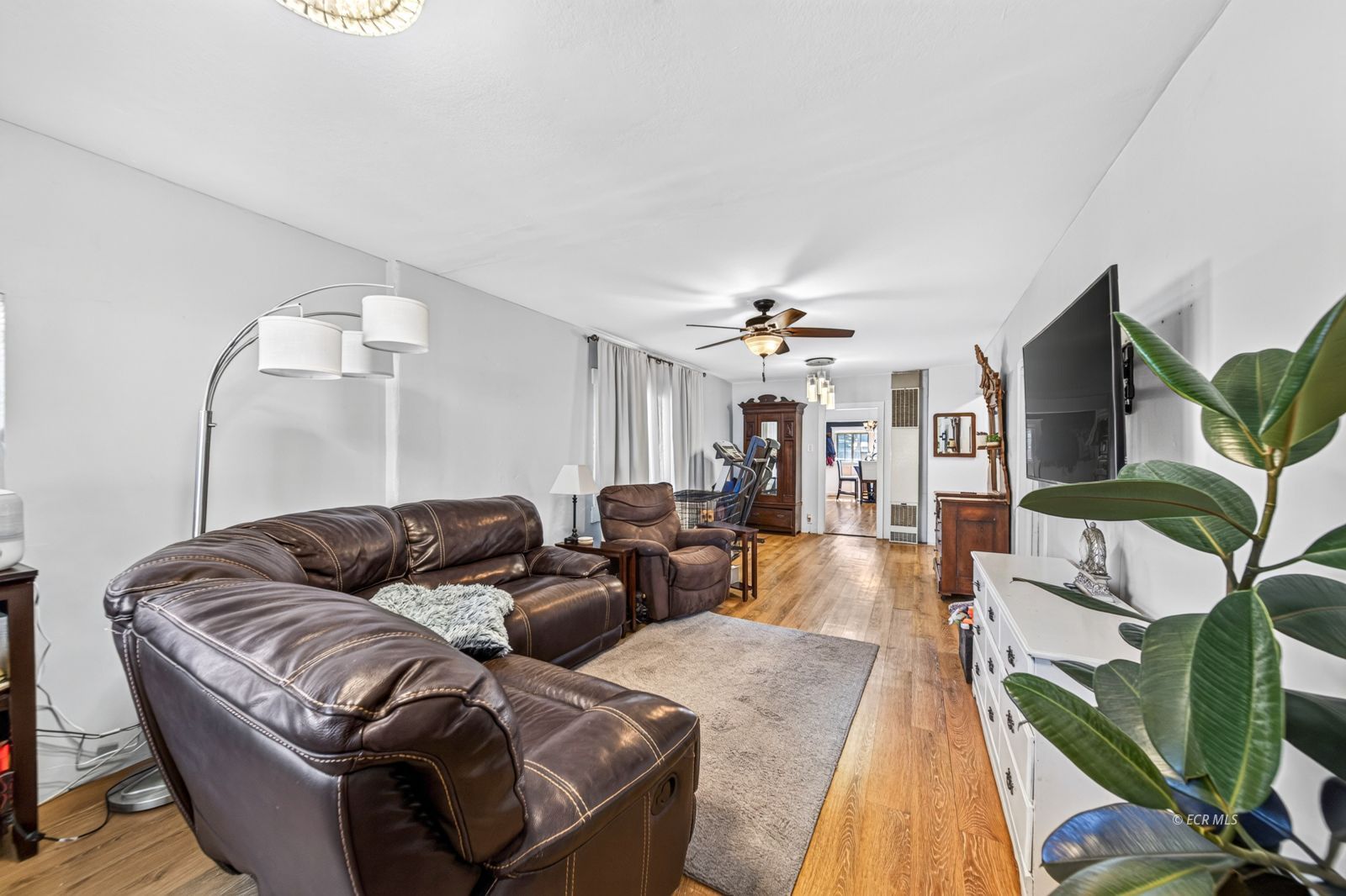 811 Cedar Street Property Photo 12