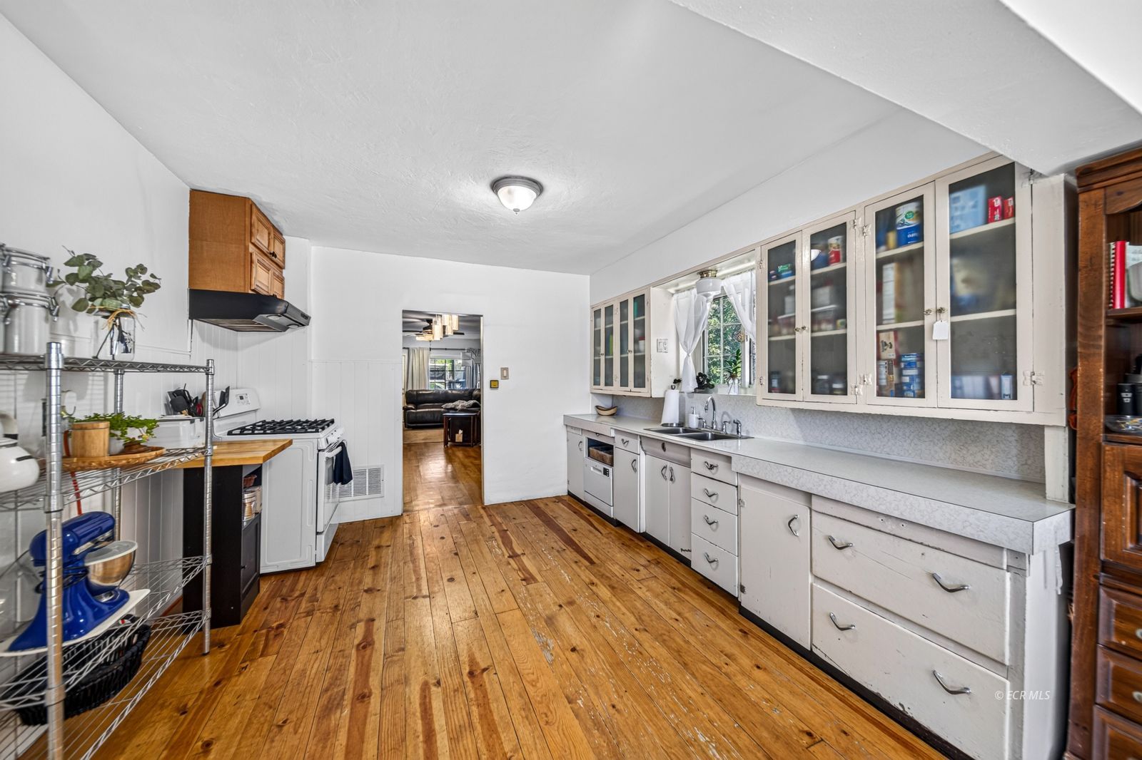 811 Cedar Street Property Photo 17