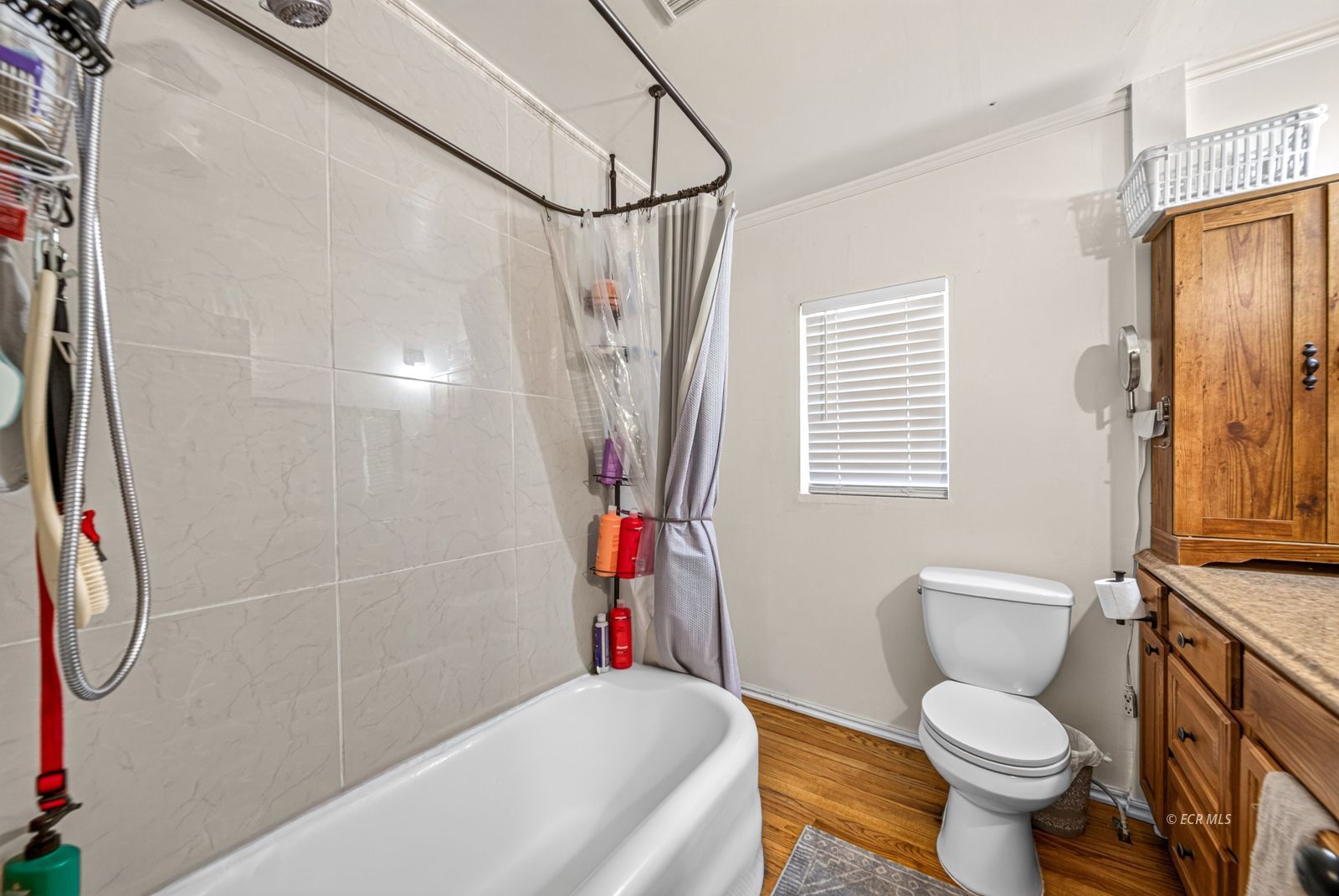 811 Cedar Street Property Photo 29