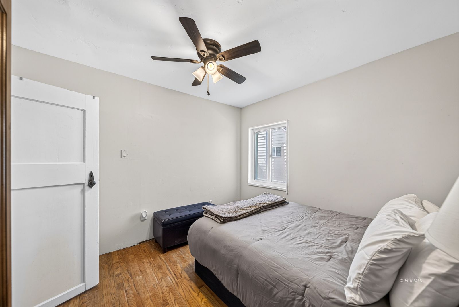 811 Cedar Street Property Photo 33
