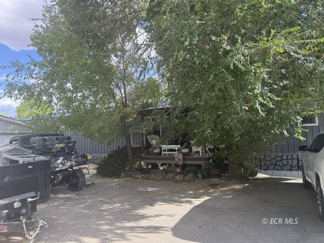 560 Brent Drive Property Photo 1