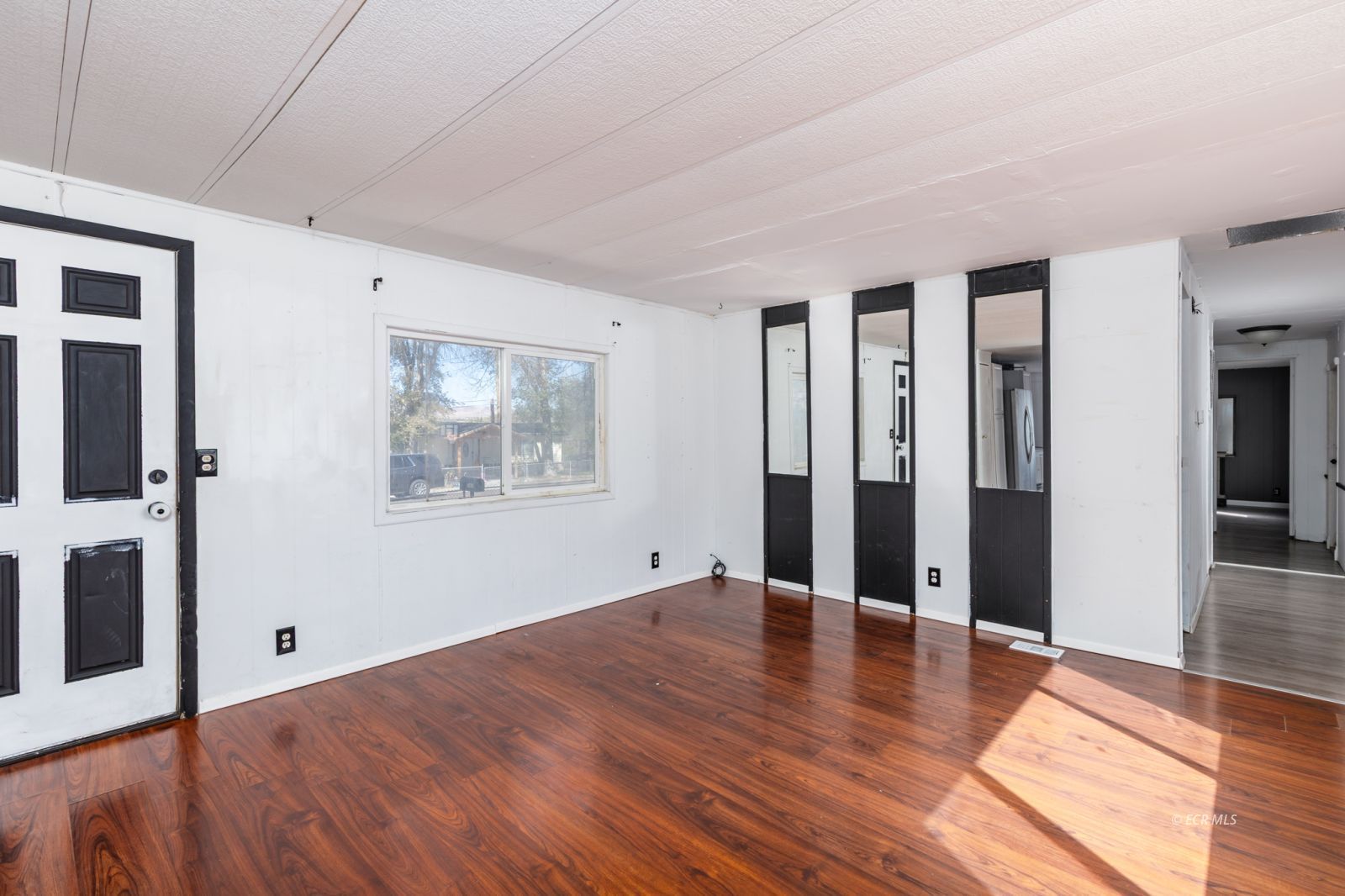 763 Juneau Street Property Photo 3