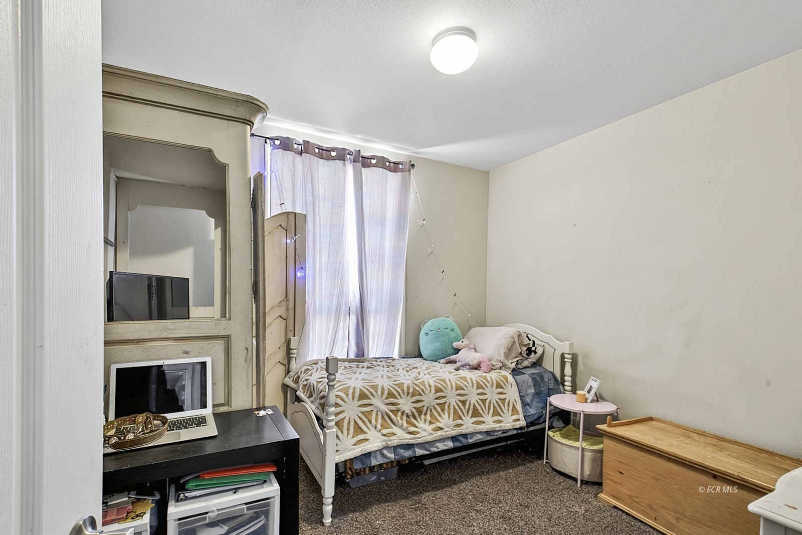 2900 Van Diest Road Property Photo 17