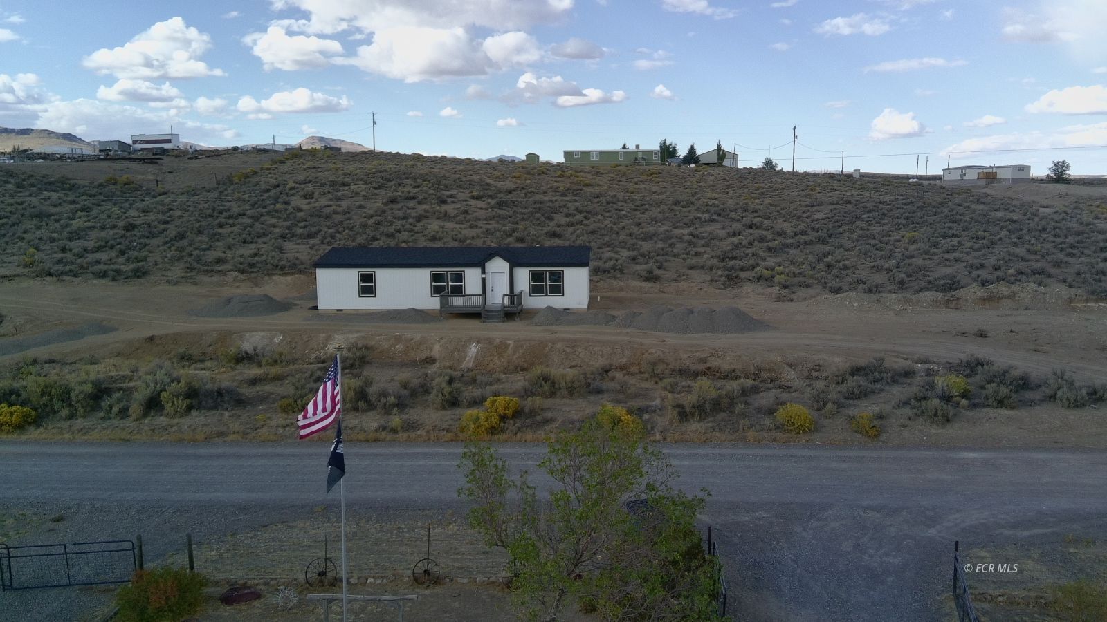 5245 Flower Drive Property Photo 3