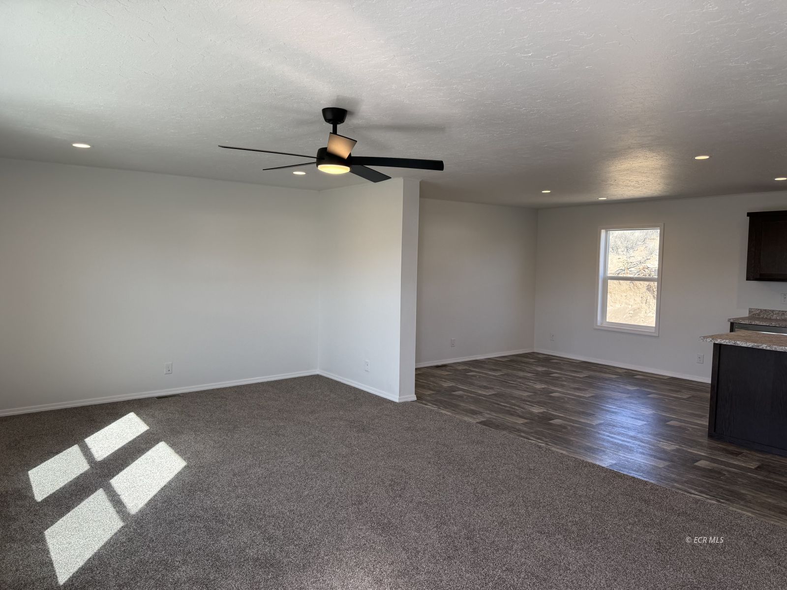 5245 Flower Drive Property Photo 4