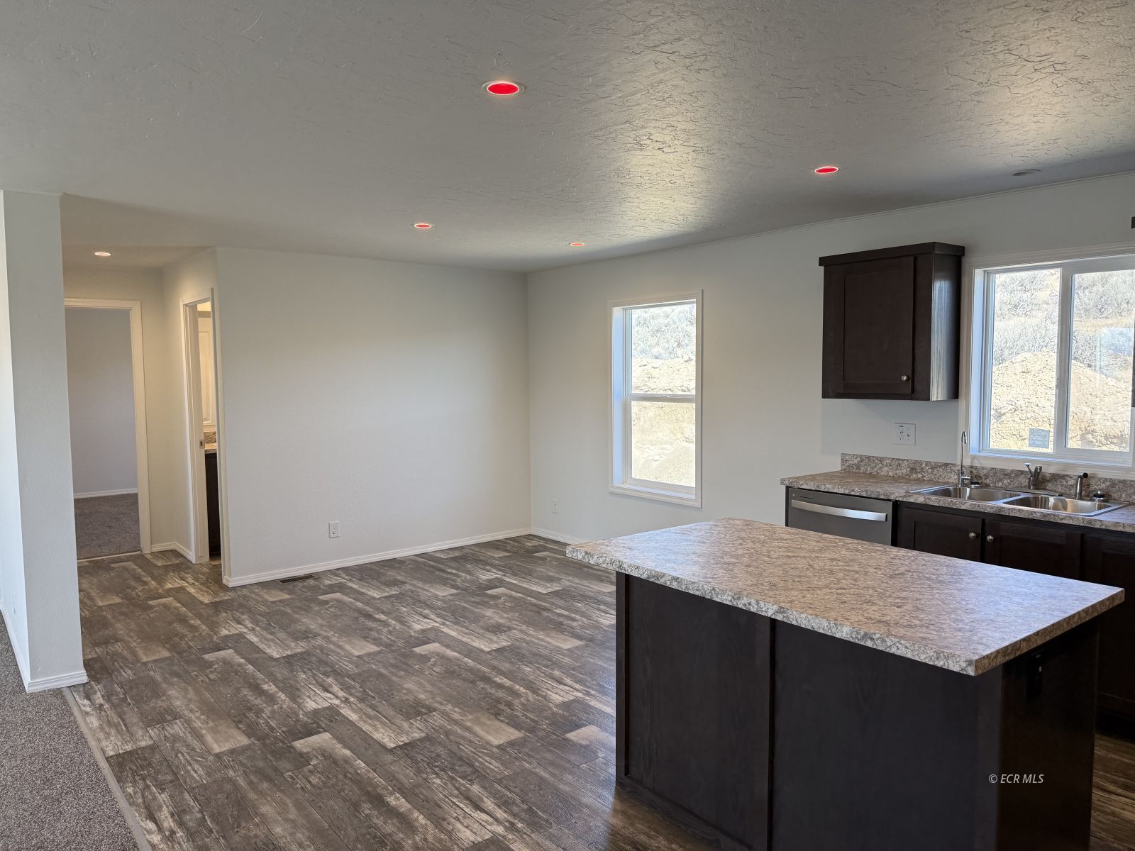 5245 Flower Drive Property Photo 7