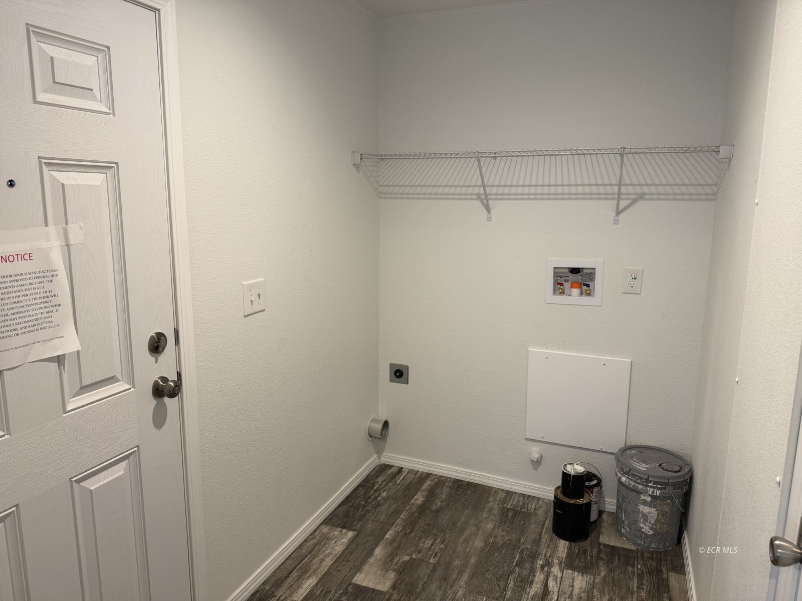 5245 Flower Drive Property Photo 9