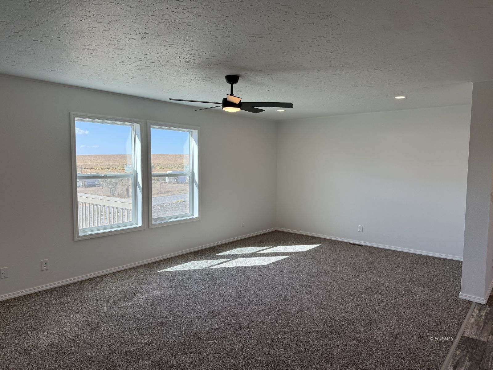 5245 Flower Drive Property Photo 10