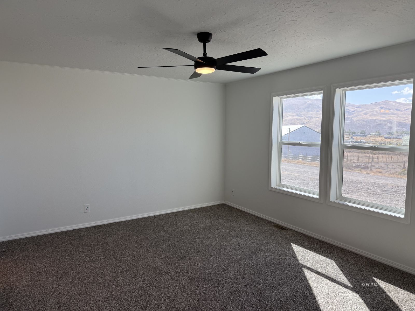 5245 Flower Drive Property Photo 11