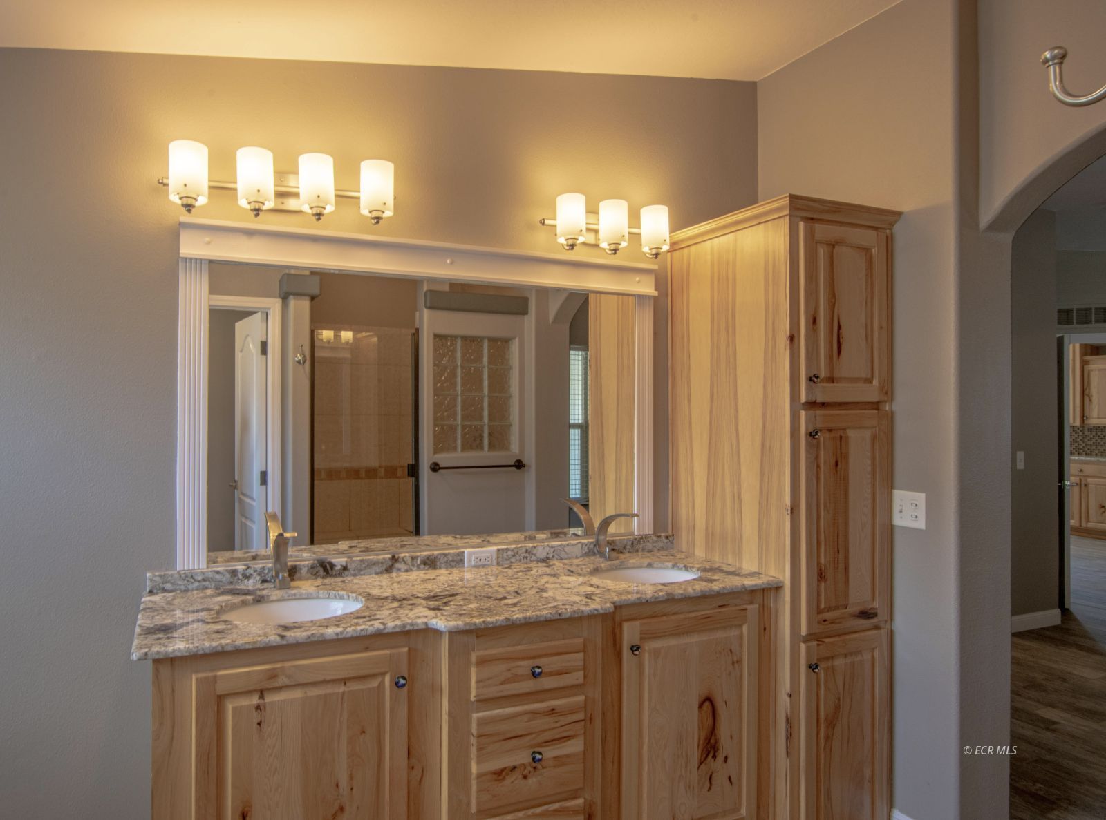 10725 Spur Street Property Photo 15