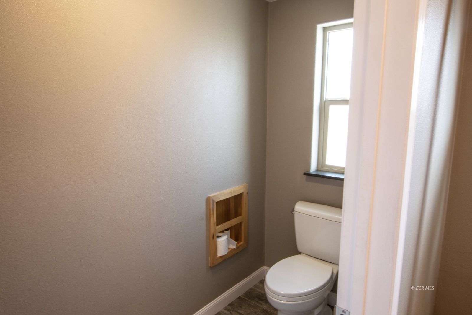 10725 Spur Street Property Photo 16