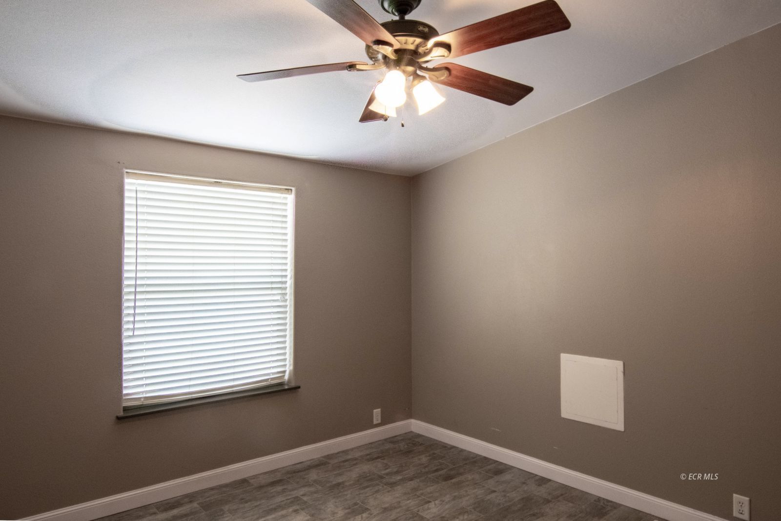 10725 Spur Street Property Photo 19