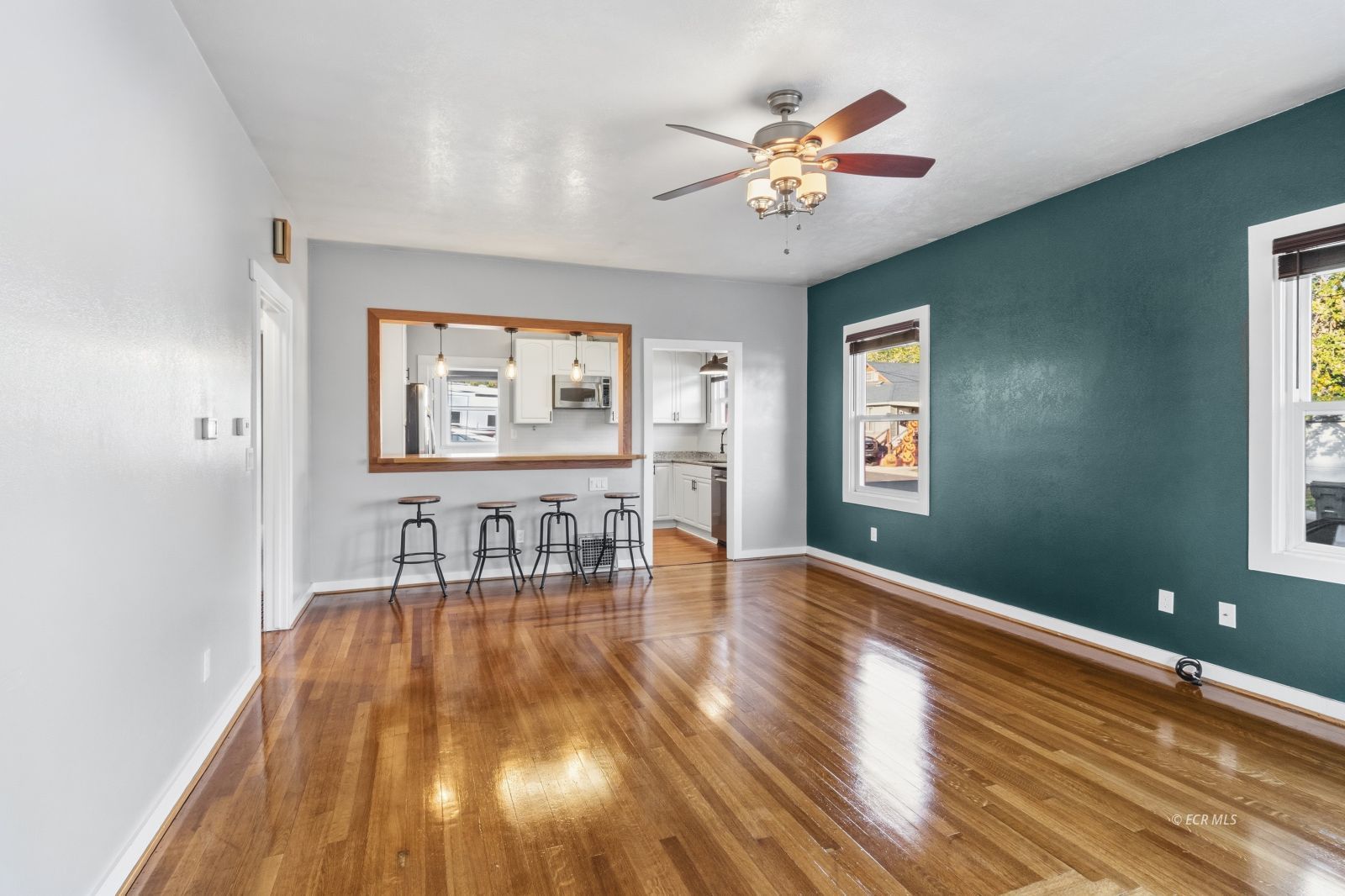 597 4th Street Property Photo 13