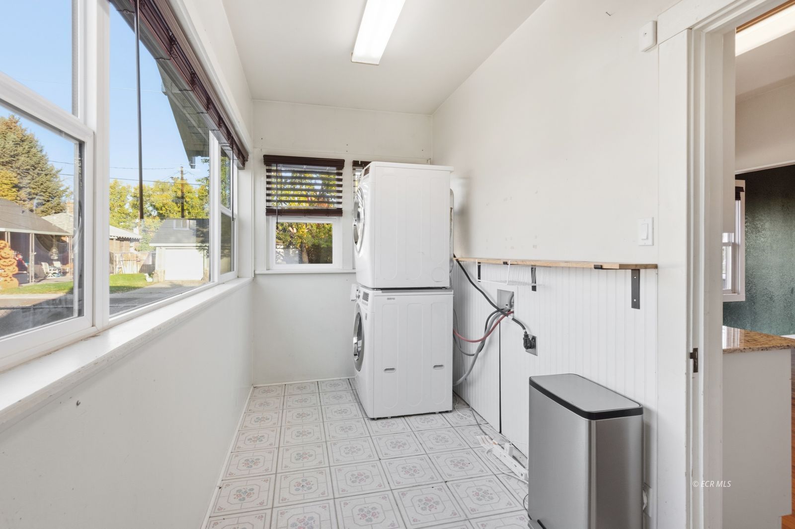 597 4th Street Property Photo 24