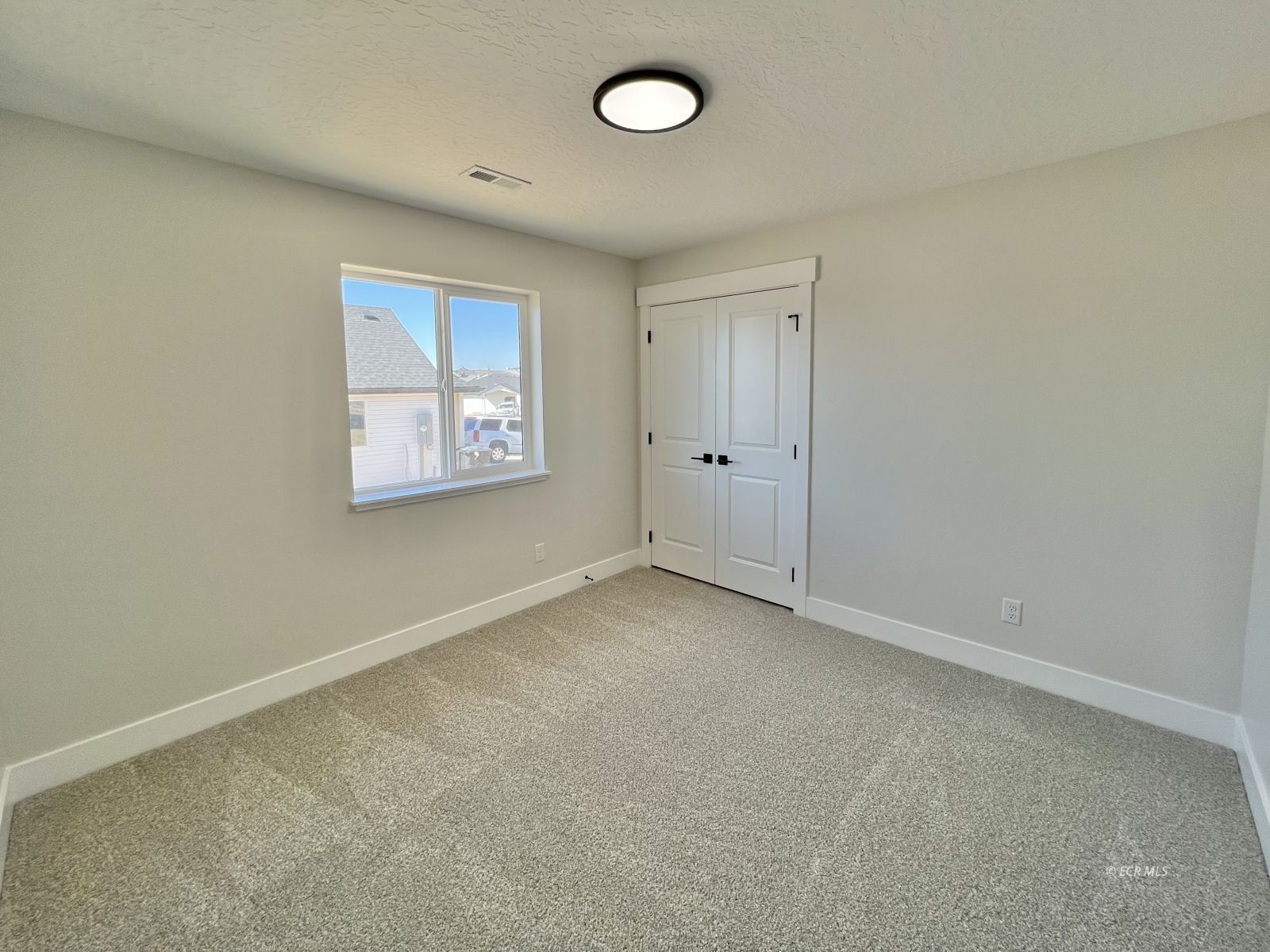 609 Westcott Drive Property Photo 11