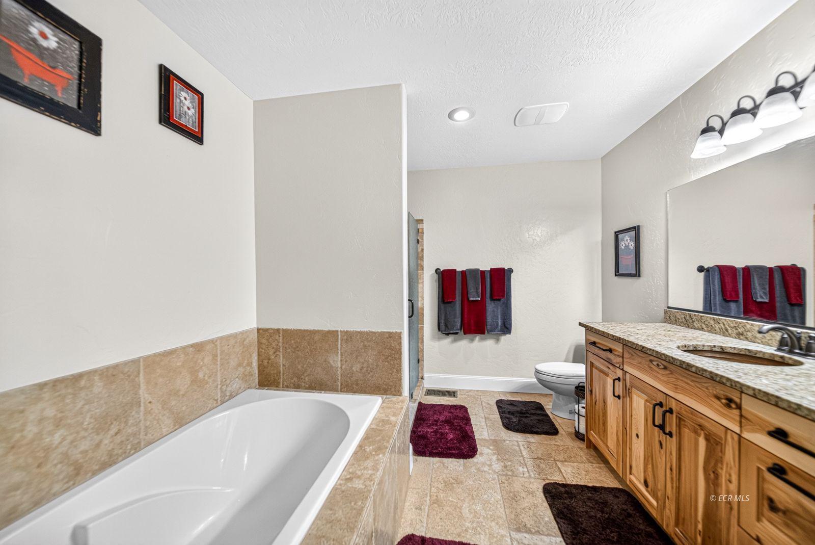 206 Brookwood Drive Property Photo 18