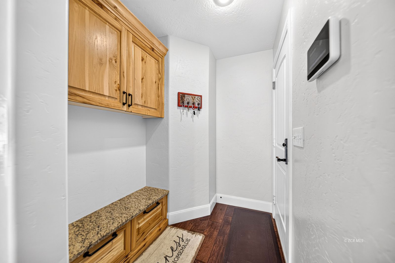206 Brookwood Drive Property Photo 35