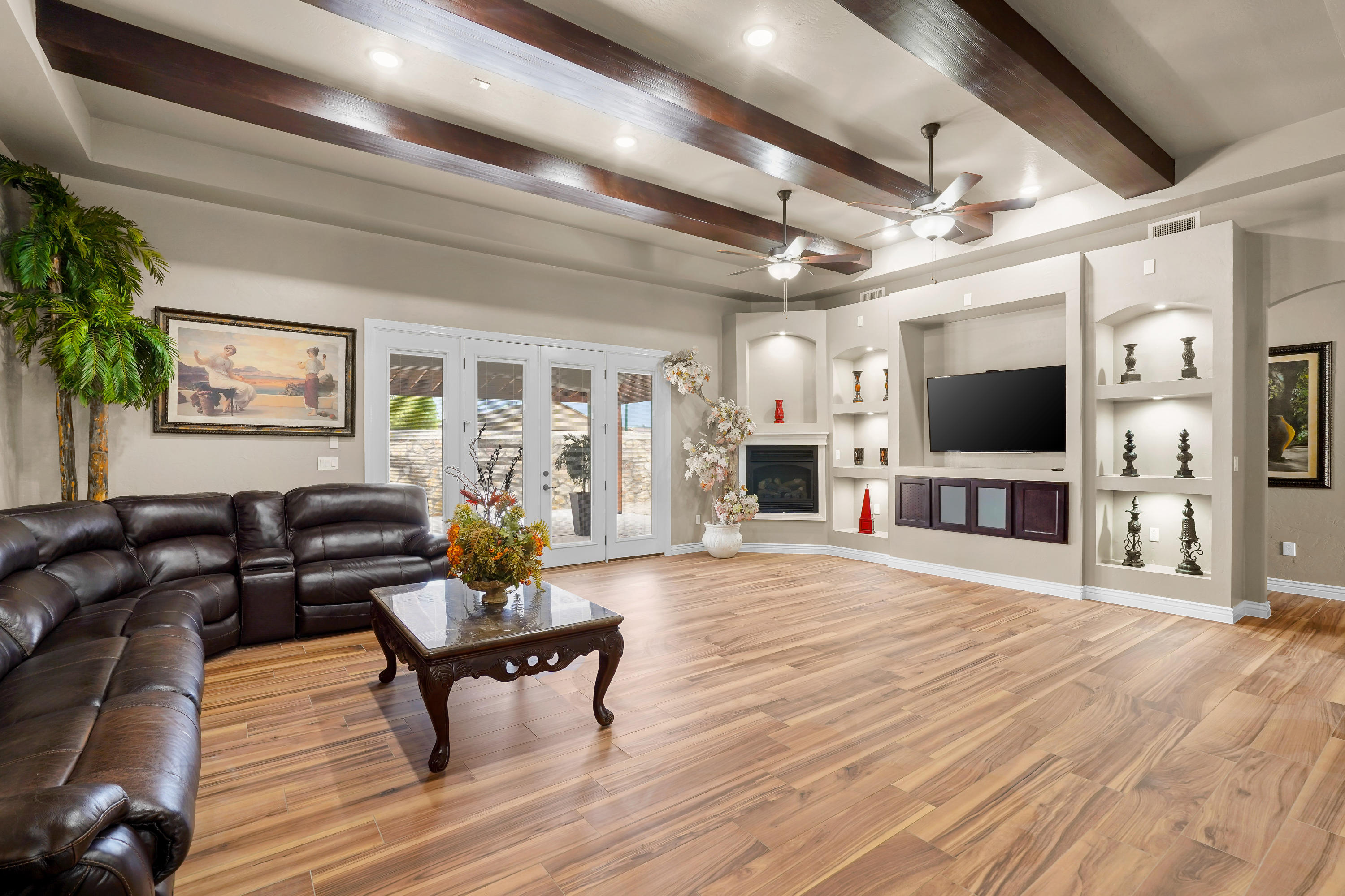 2425 Cesar Cordova Place Property Photo 15