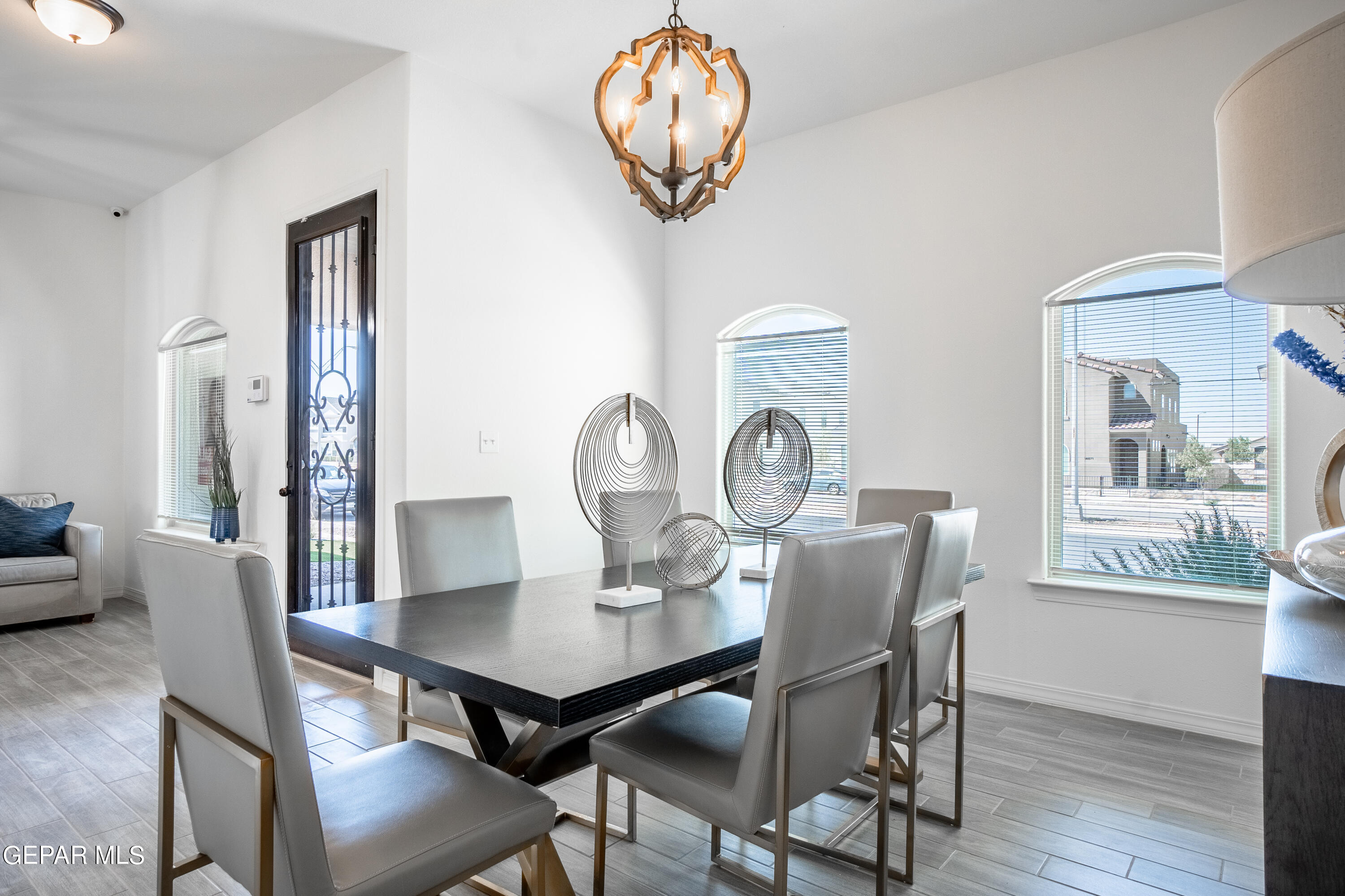 14624 Pebble Hills Boulevard Property Photo 9