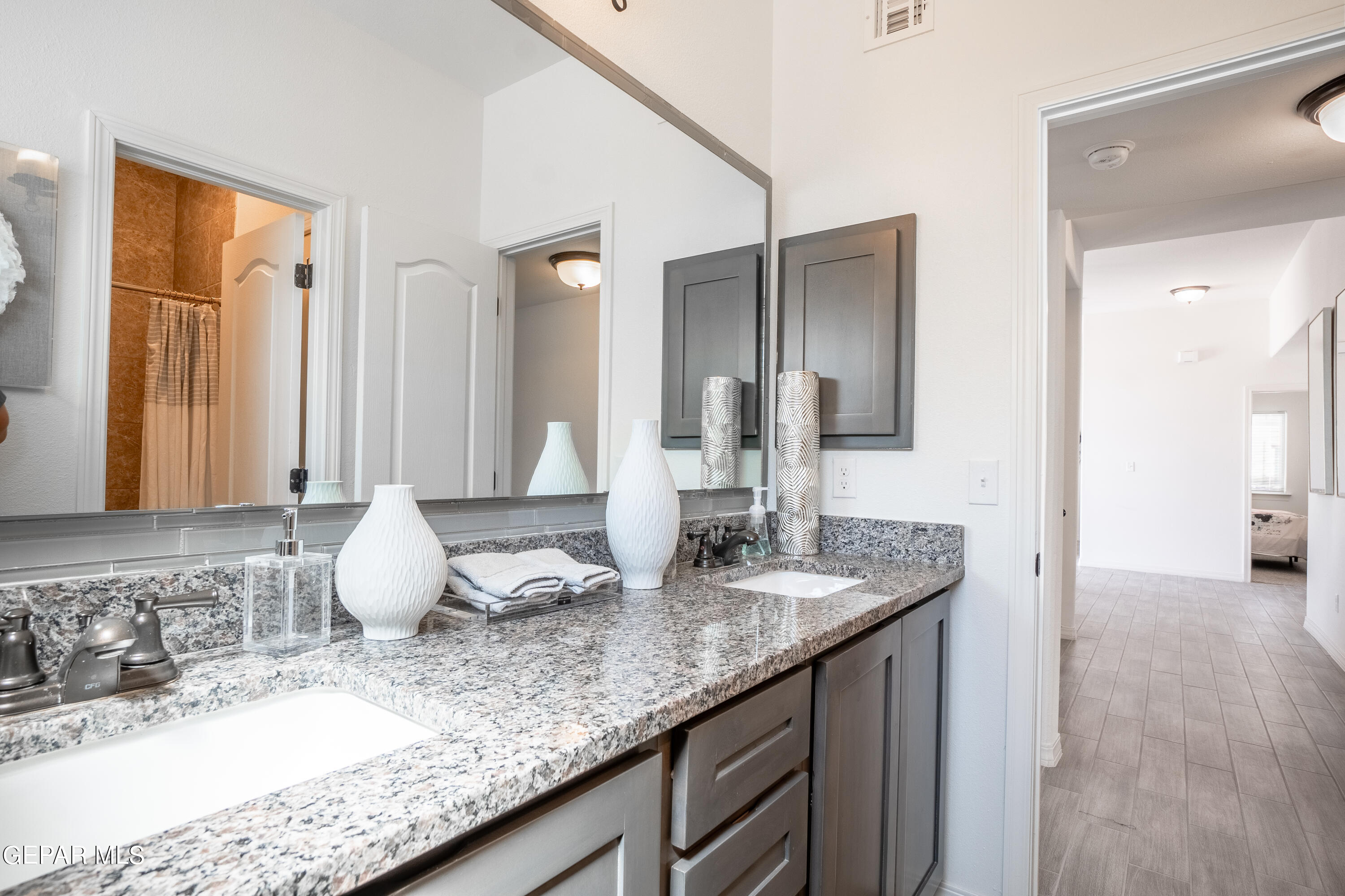 14624 Pebble Hills Boulevard Property Photo 30