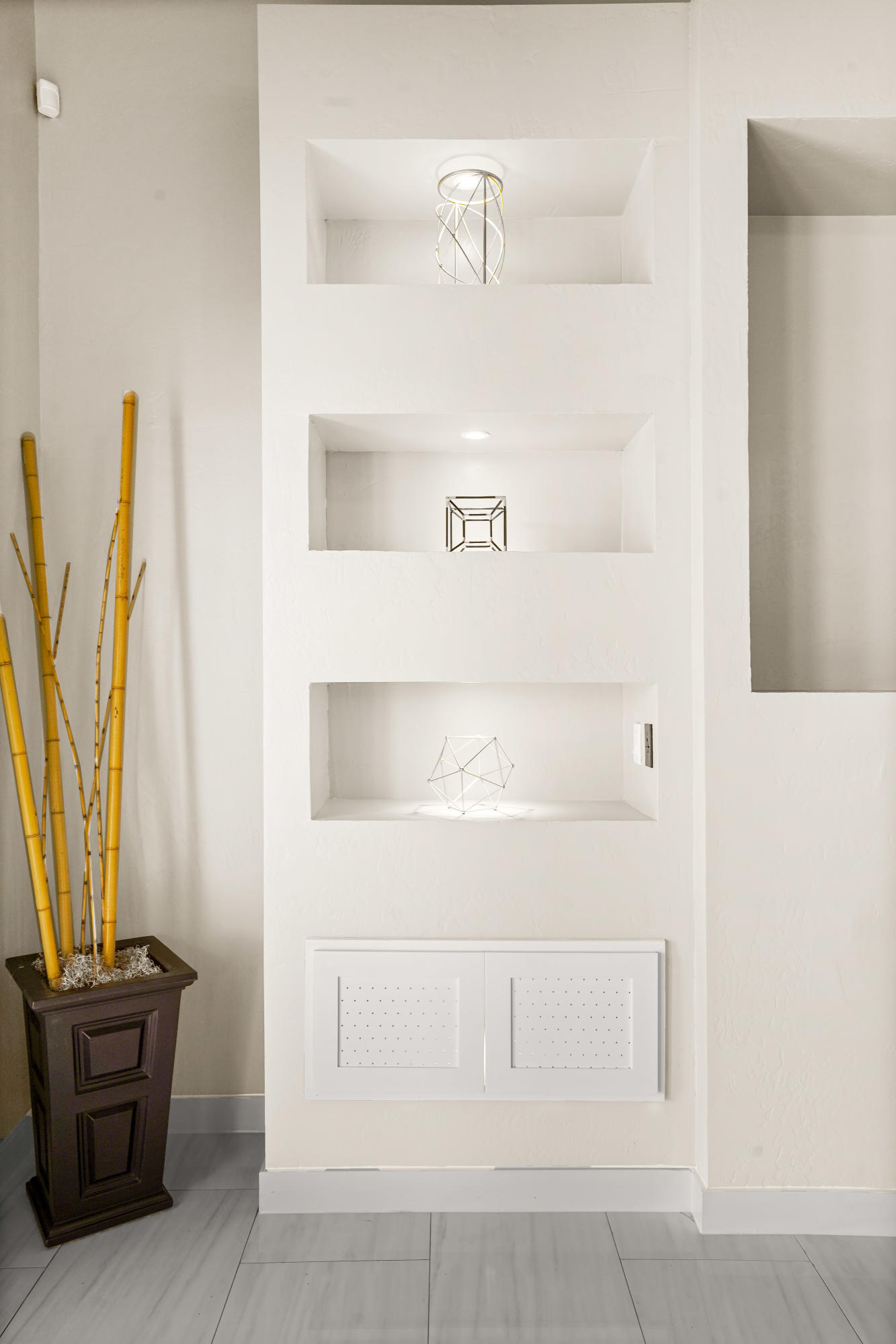 2429 Cesar Cordova Place Property Photo 12