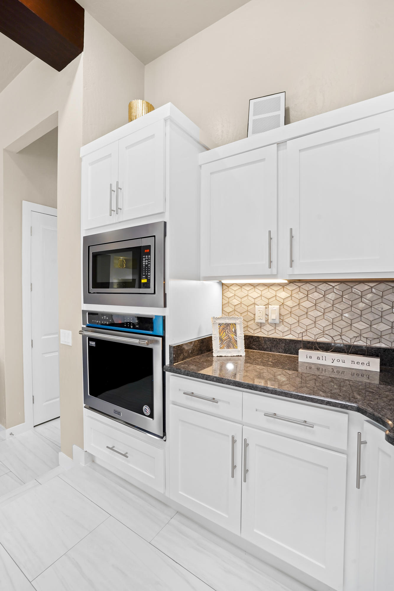 2429 Cesar Cordova Place Property Photo 20