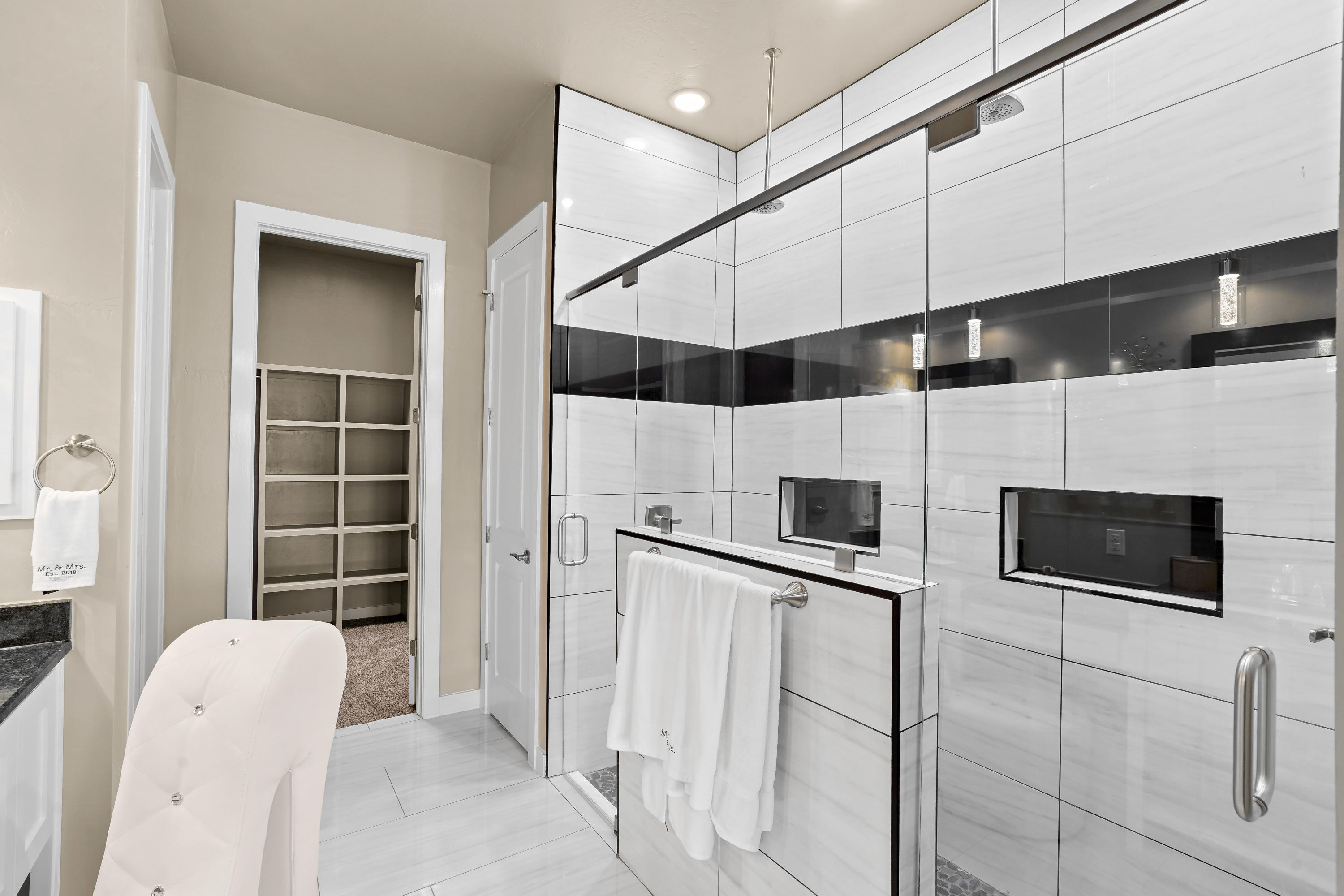 2429 Cesar Cordova Place Property Photo 37