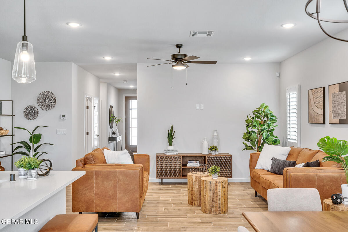11126 Ground Cherry Street Property Photo 15