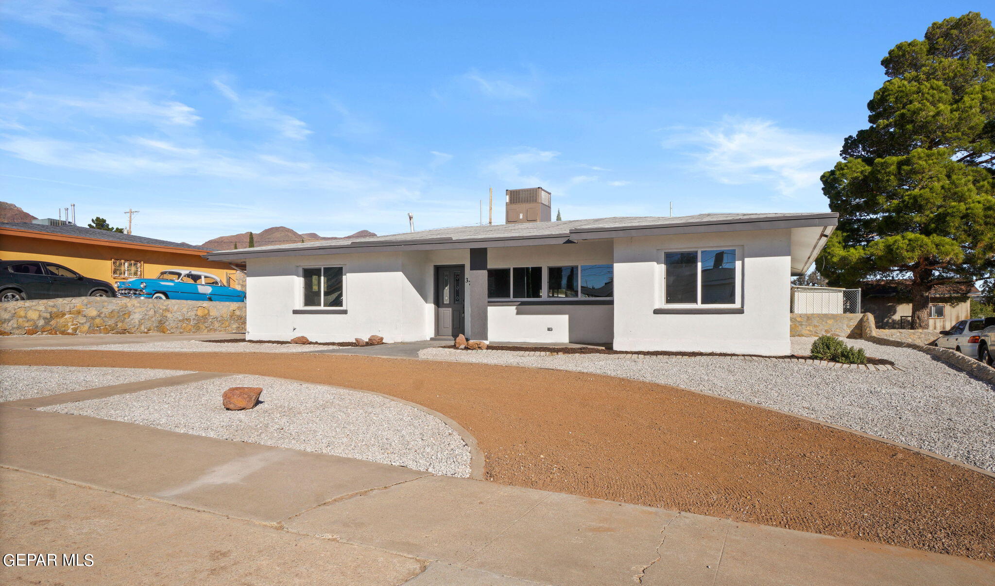 3705 Volcanic Avenue Property Photo 1