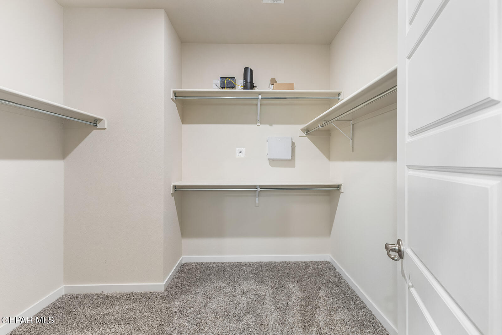 901 Indigo Sky Street Property Photo 27