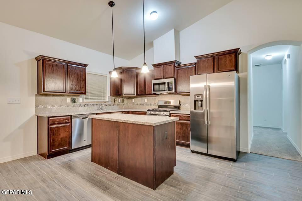 13804 Vicky Brewer Avenue Property Photo 6