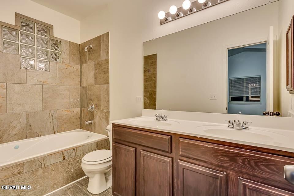 13804 Vicky Brewer Avenue Property Photo 13