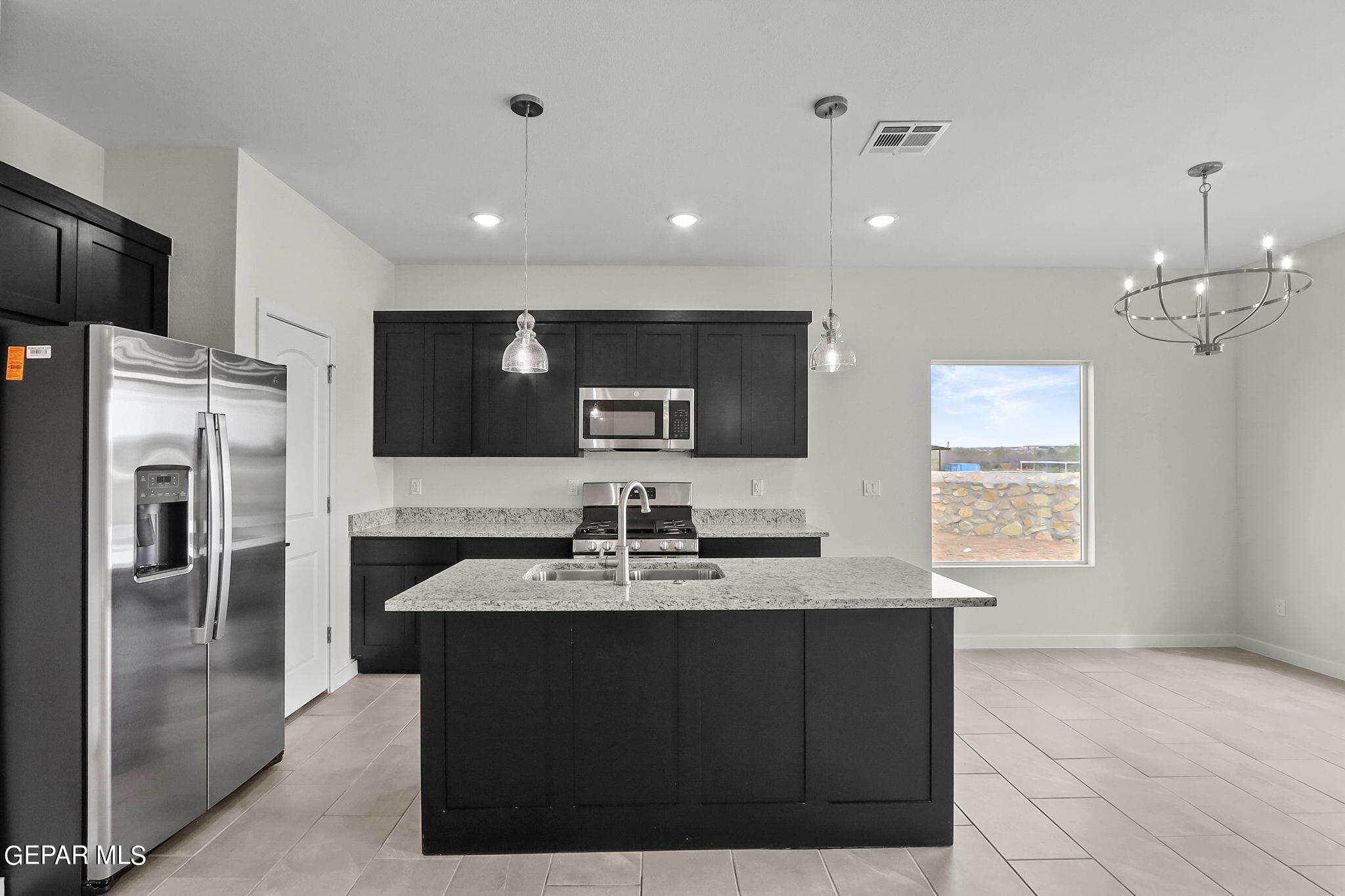 12037 Iron Hollow Street Property Photo 9