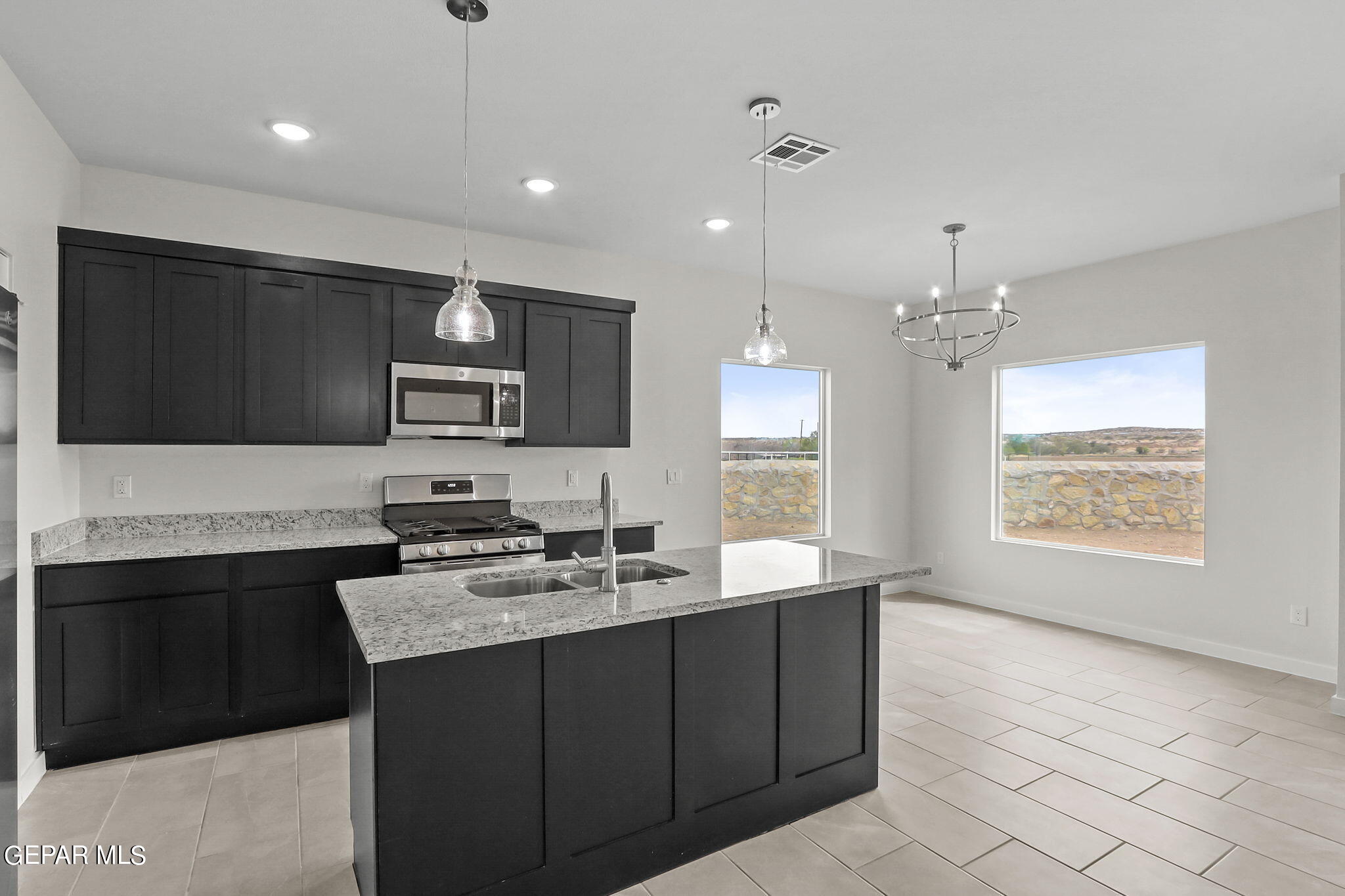 12037 Iron Hollow Street Property Photo 10