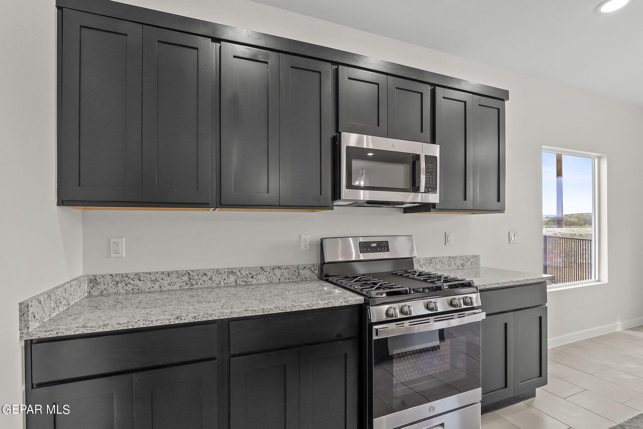 12037 Iron Hollow Street Property Photo 11