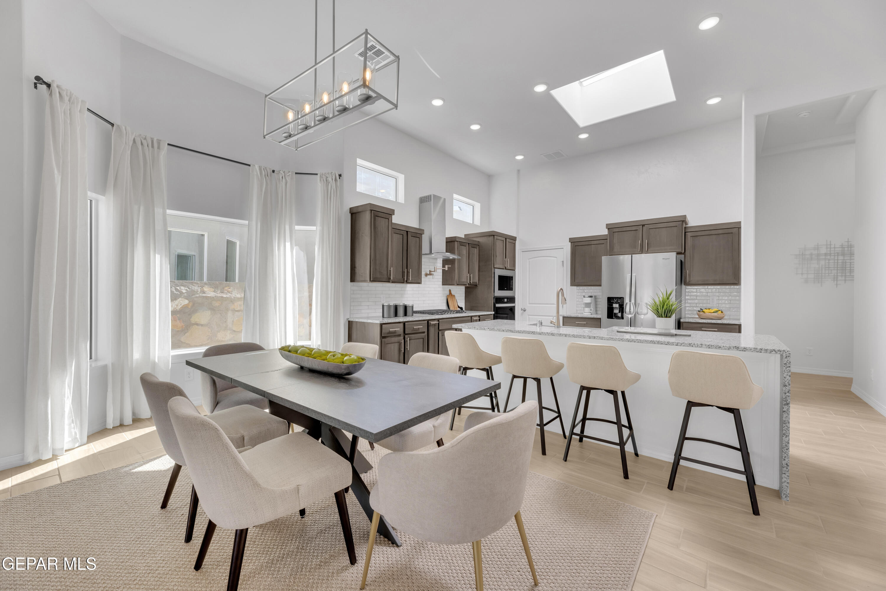 112 Dawson Street Property Photo 6