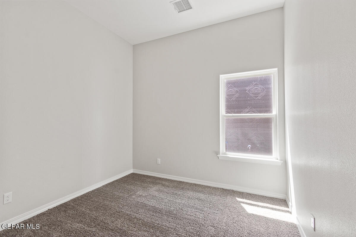 179 White Oaks Trail Property Photo 4